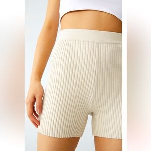 Knit short Maxie‎ soft sand color size S